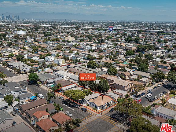 3rd image of 6612 Menlo Ave