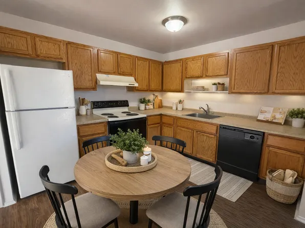 1599 Knollway Dr #61, Saint Louis, MO 63135