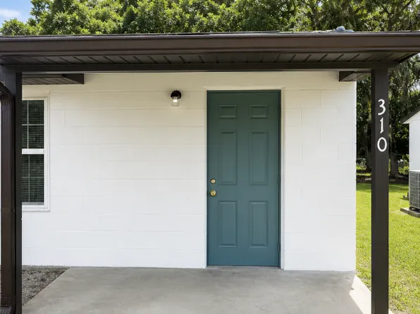 310 E Jackson Ave, Mount Dora, FL