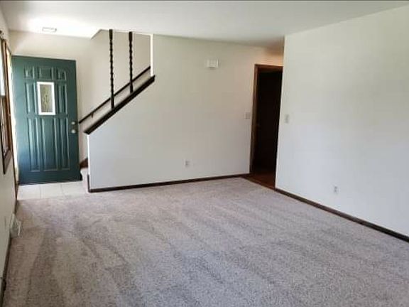 Living Room approximately 12x17