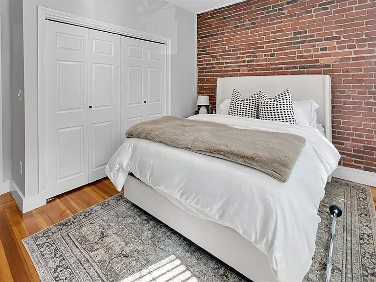 92 Florida St #1 — Photo 11