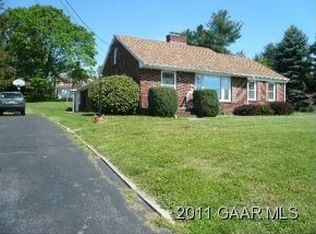 36 Avon Ave, Waynesboro, VA 22980