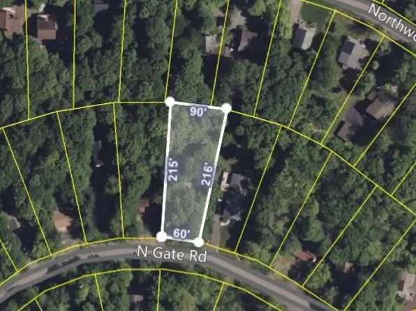 344 N Gate Rd, Lake Ariel, PA 18436