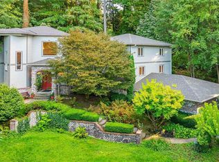 26350 Woodmont Dr S, Des Moines, WA 98198