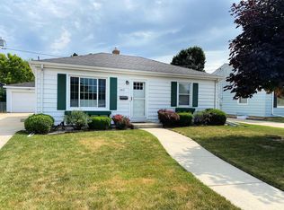 1417 Kingston Ave, Racine, WI 53402