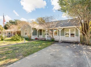 709 S Coulter Dr, Bryan, TX 77803