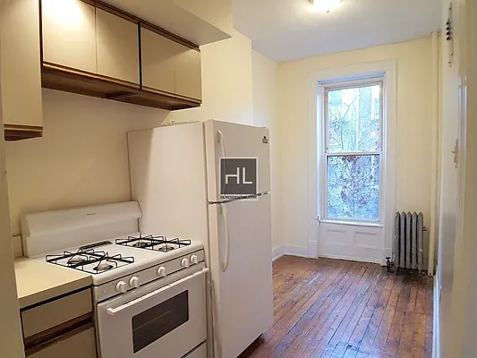 Rented by Highline Residential | media 12