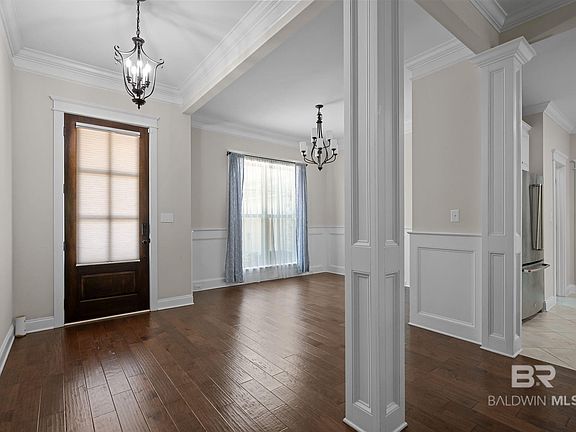 3rd image of 8839 Longue Vue Blvd