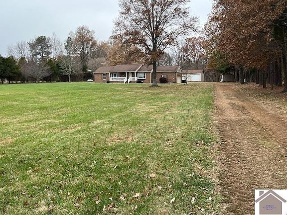2nd image of 7125 Lovelaceville Rd
