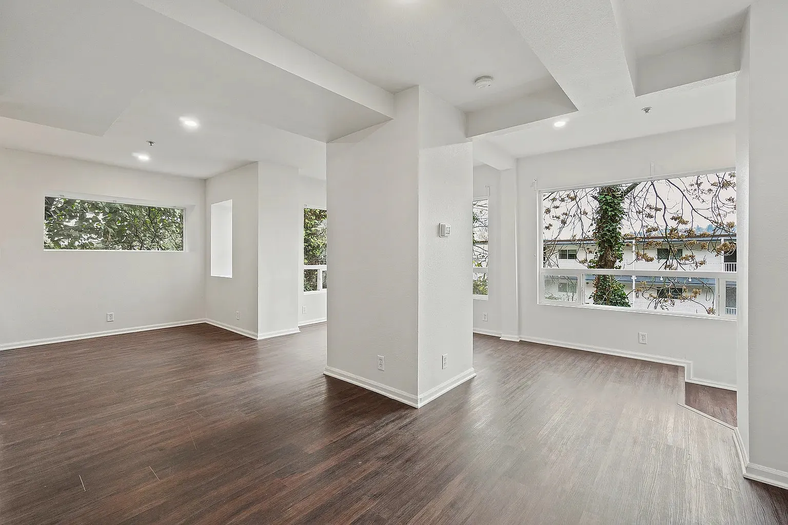 2 bed, 1400 sqft, $2,700 — Photo 3