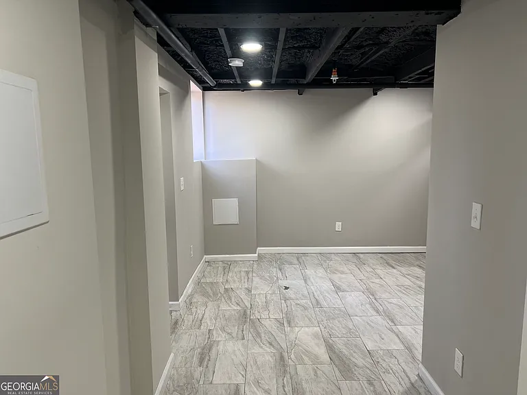 1255 Pine Ave #3 — Photo 5