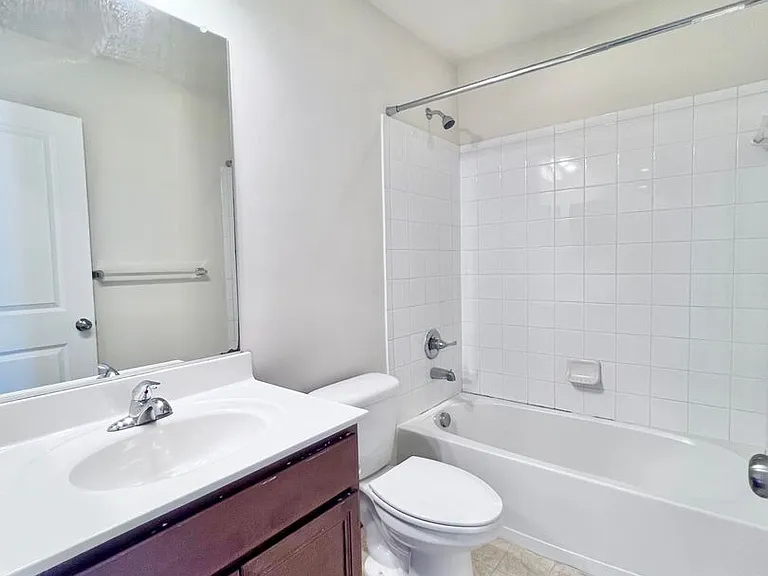 37 Rapidan Dr — Photo 9
