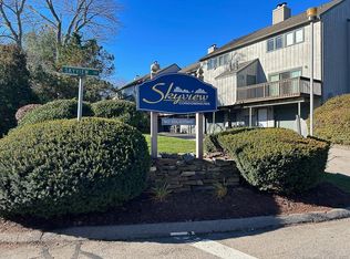 213 Skyview Dr #213, Cromwell, CT 06416