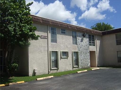 4th image of 10397 N Kendall Dr APT W8