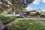 W Woodstep Ave-S0210-001.jpg