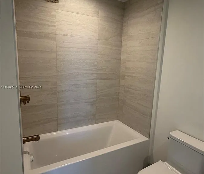 77 SE 5th St #1915 — Photo 29