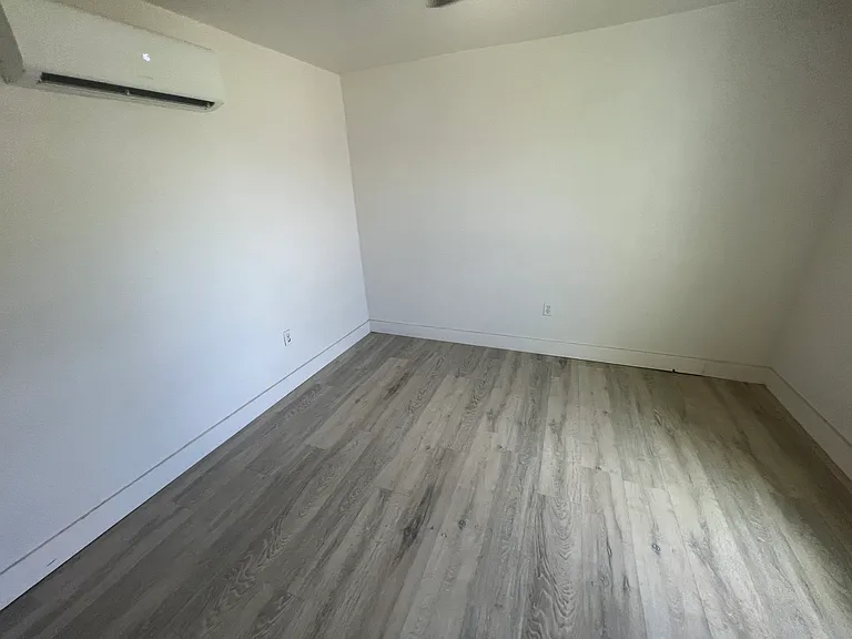 407 Mulberry St — Photo 15