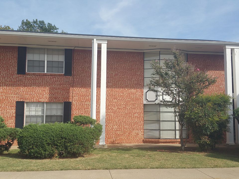 2nd image of 3146 NW Cache Rd APT 210