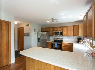 1754 Park Ridge Dr, Coralville, IA 52241