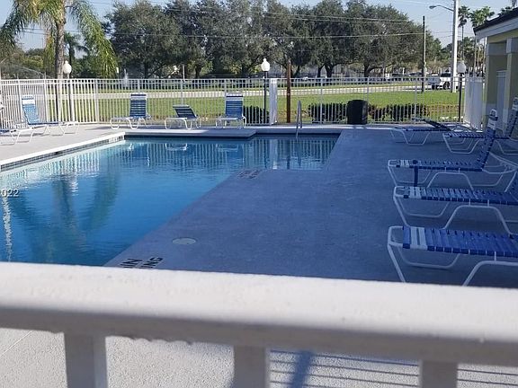 5th image of 437 Vista Isles Dr APT 2226