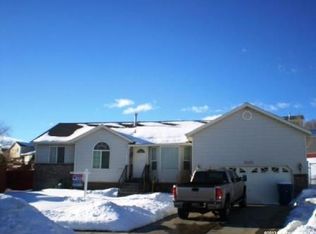 5395 W Alpine Brook Cir, Kearns, UT 84118
