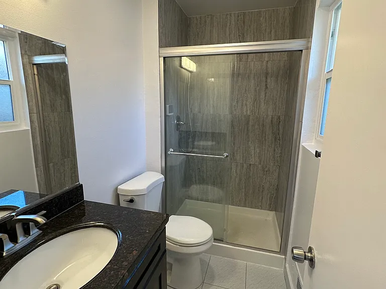 854 Bucknam Ave — Photo 4