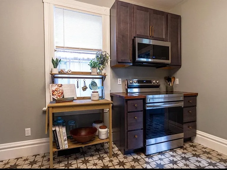 419 S Van Buren Ave — Photo 12