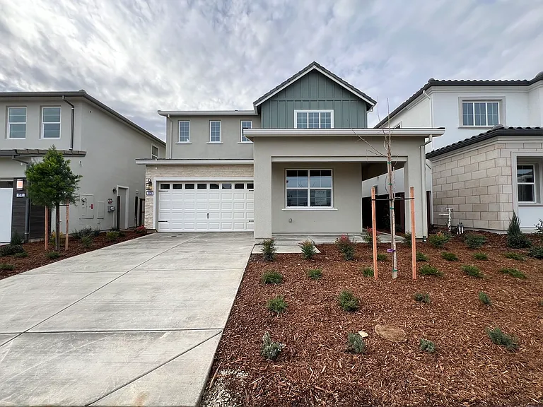3529 Black Sage St — Photo 3