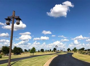 7521 Retreat Blvd, Cleburne, TX 76033