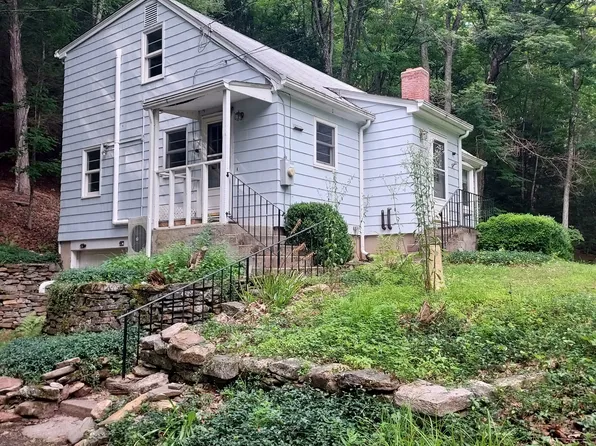 108 Merrow Road, Coventry, CT 06238