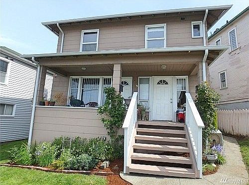 3rd image of 3017 Kromer Ave SE