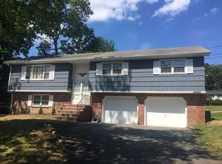 1 Amy Ct, Verona, NJ 07044