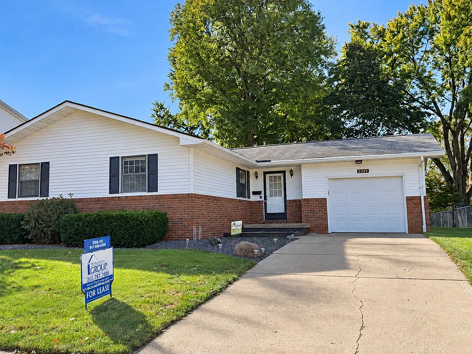 2324 Grinnell Dr