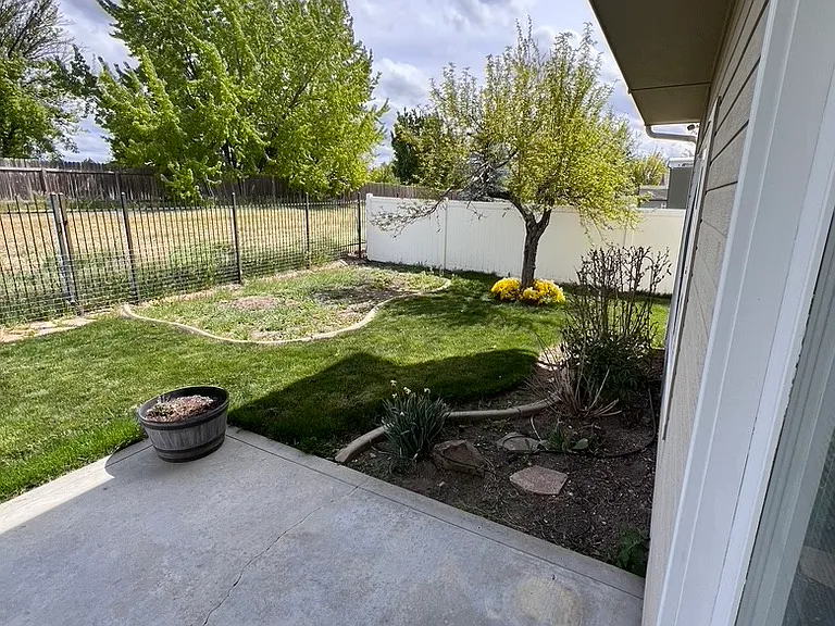 1988 S Ice Bear Way — Photo 23