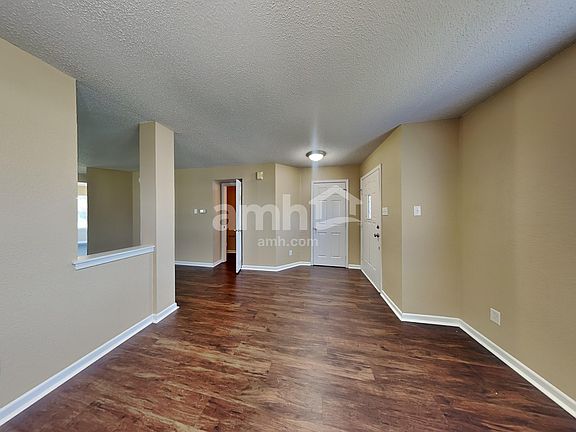 5th image of 9158 Summerfield Dr