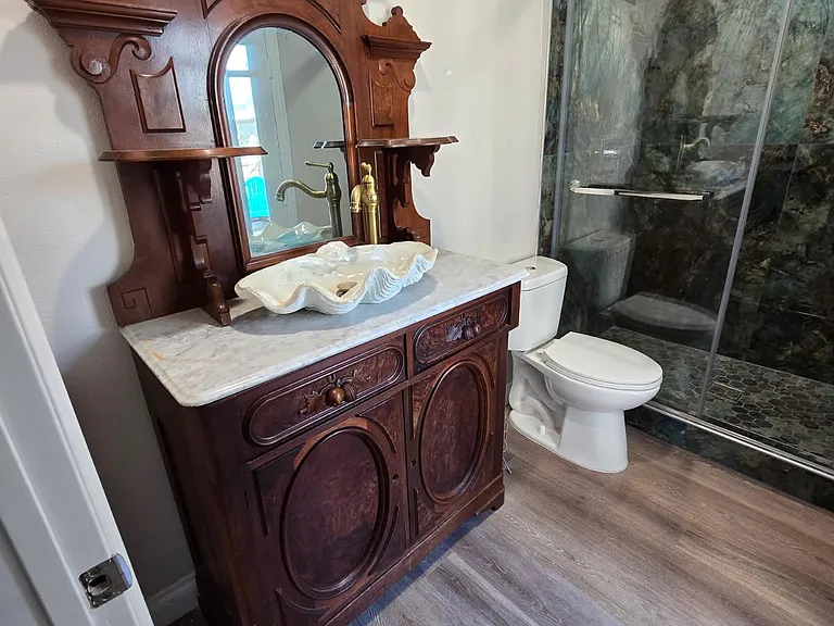 Bathroom #2
