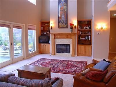 2nd image of 14760 Elm Dr