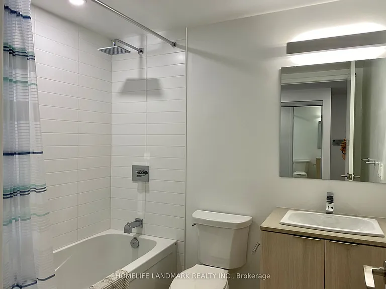 18 Maitland Ter #1006 — Photo 7