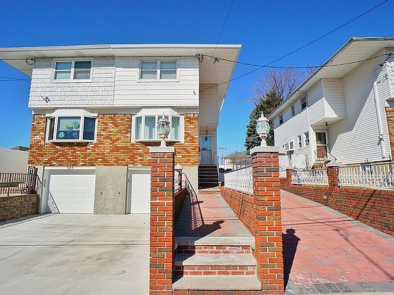 2nd image of 135 Roman Ave