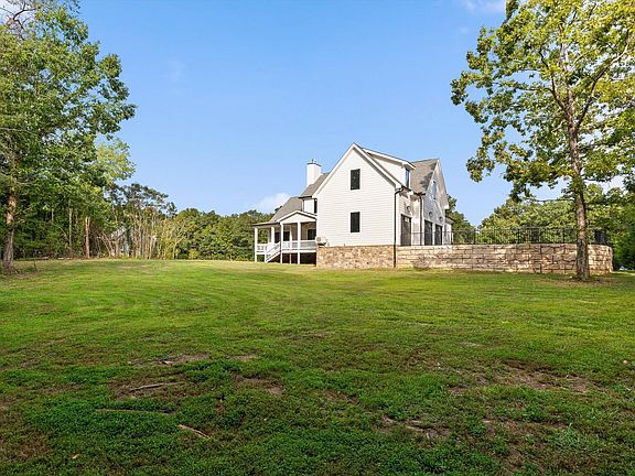 5th image of 7558 Sawyer Rd
