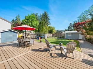 24898 122nd Ave, Maple Ridge, BC V4R2A1