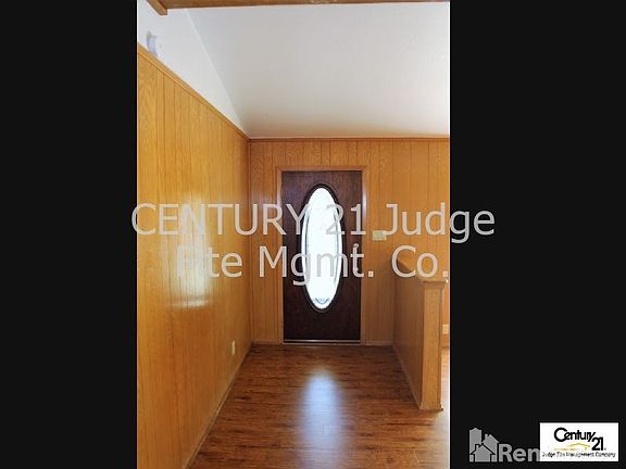 3rd image of 300 Willowwood Ln