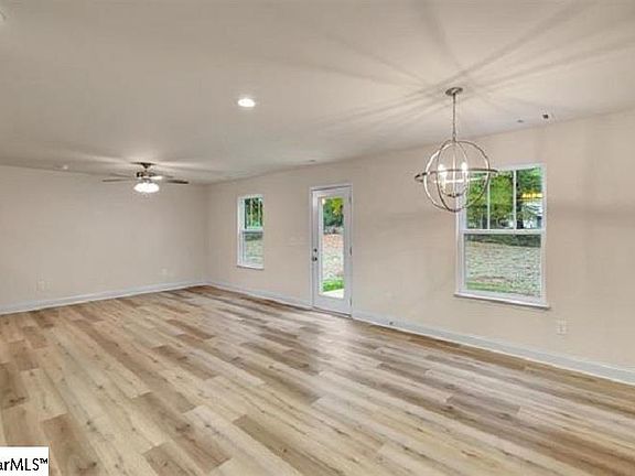 5th image of 3105 Owens Mill Dr