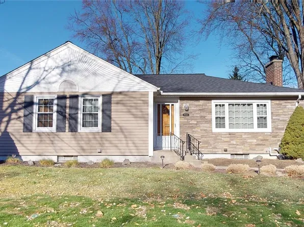9130 Griffon Ave, Niagara Falls, NY 14304