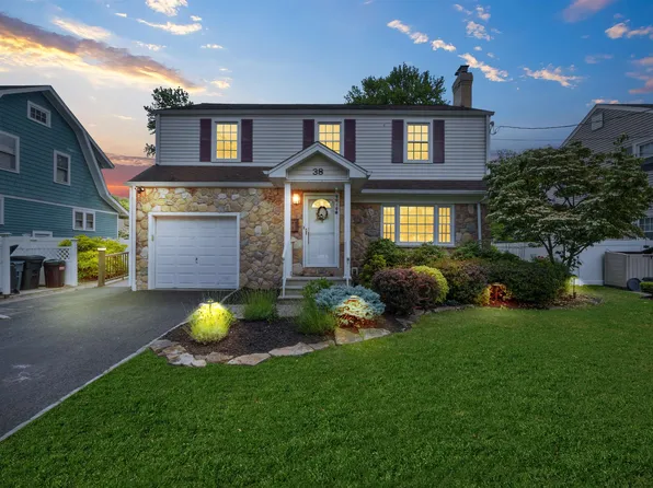 38 Balmiere Pkwy, Cranford, NJ 07016