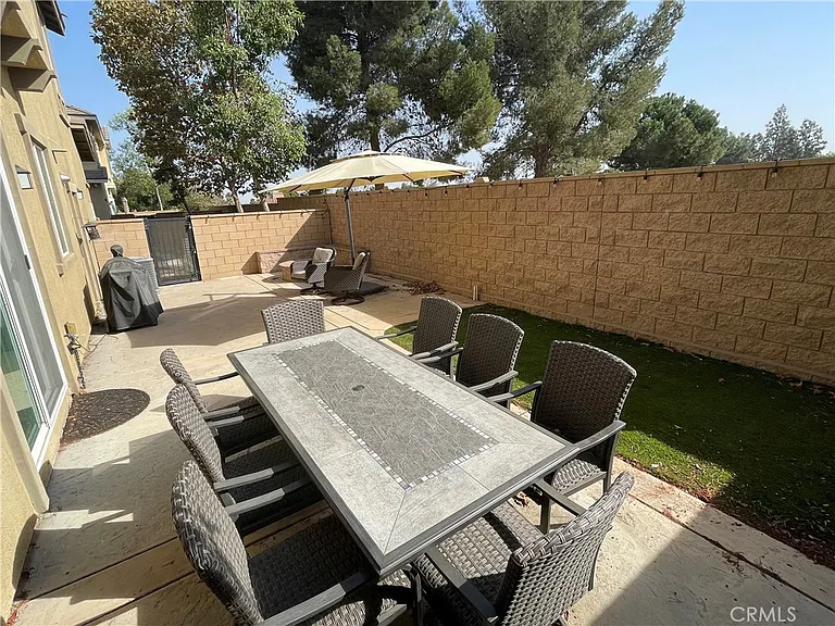8569 Cava Dr — Photo 23