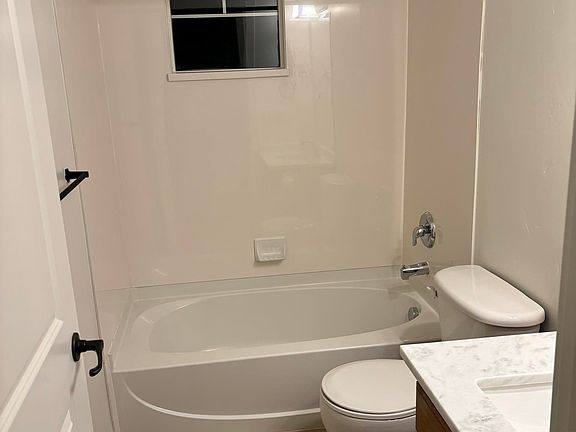 2nd Bathroom