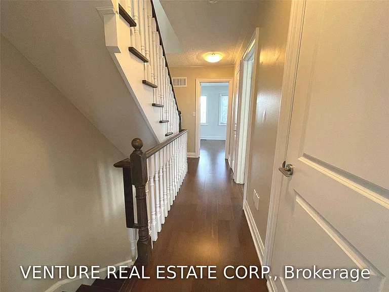 31 Ted Reeve Dr — Photo 13