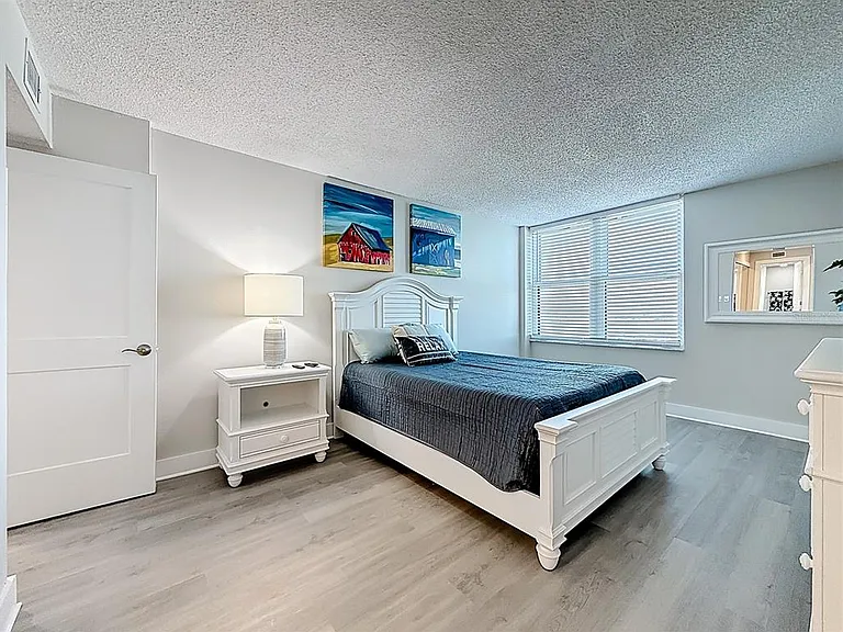 400 Island Way #1411 — Photo 24