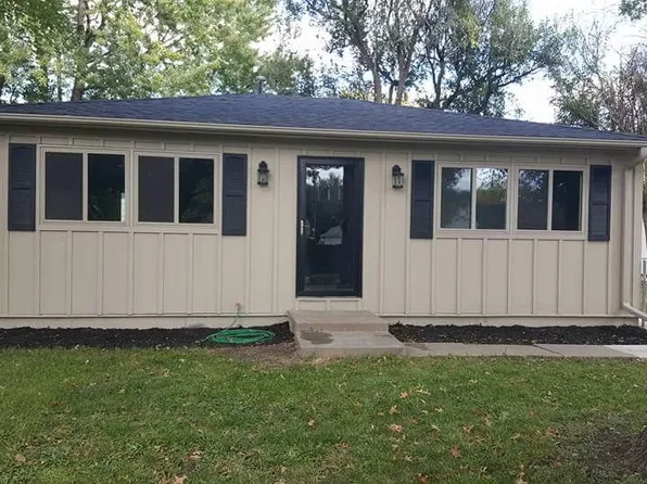 1430 N 53rd St, Lincoln, NE 68504